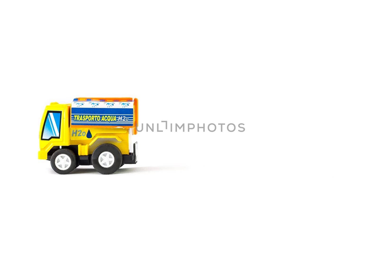 Toys H2O Tanker. Water transport .