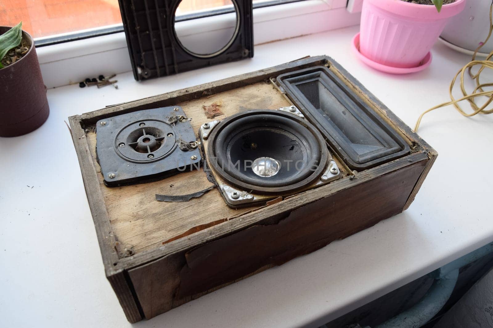 a Column speaker 15AS-208. Vintage Soviet bookshelf acoustics.