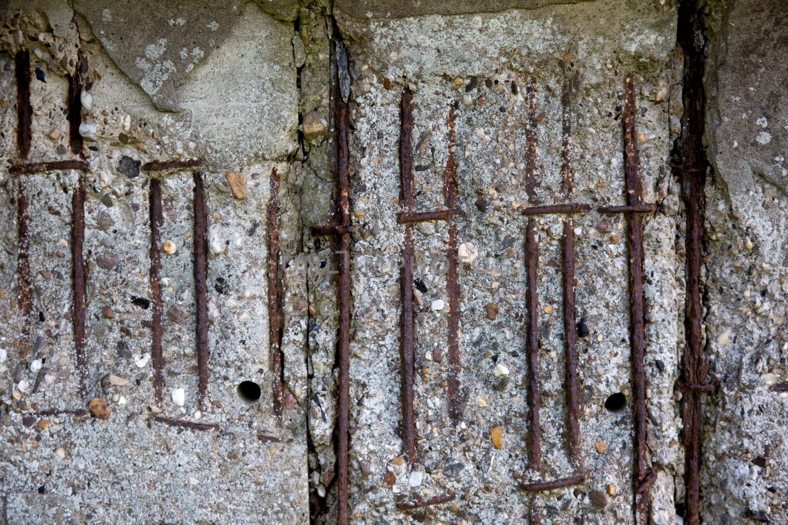 Broken reinforced concrete