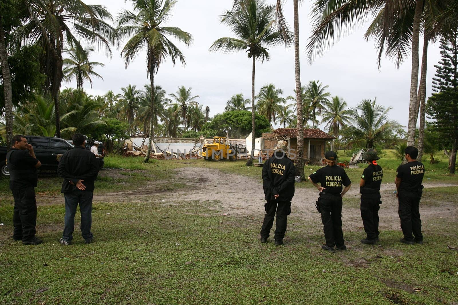ilheus, bahia / brazil - february 1, 2012: Federal Police officers carry out the reinstatement warrant of the farm occupied by the Tupinamba Indio in Ilheus.