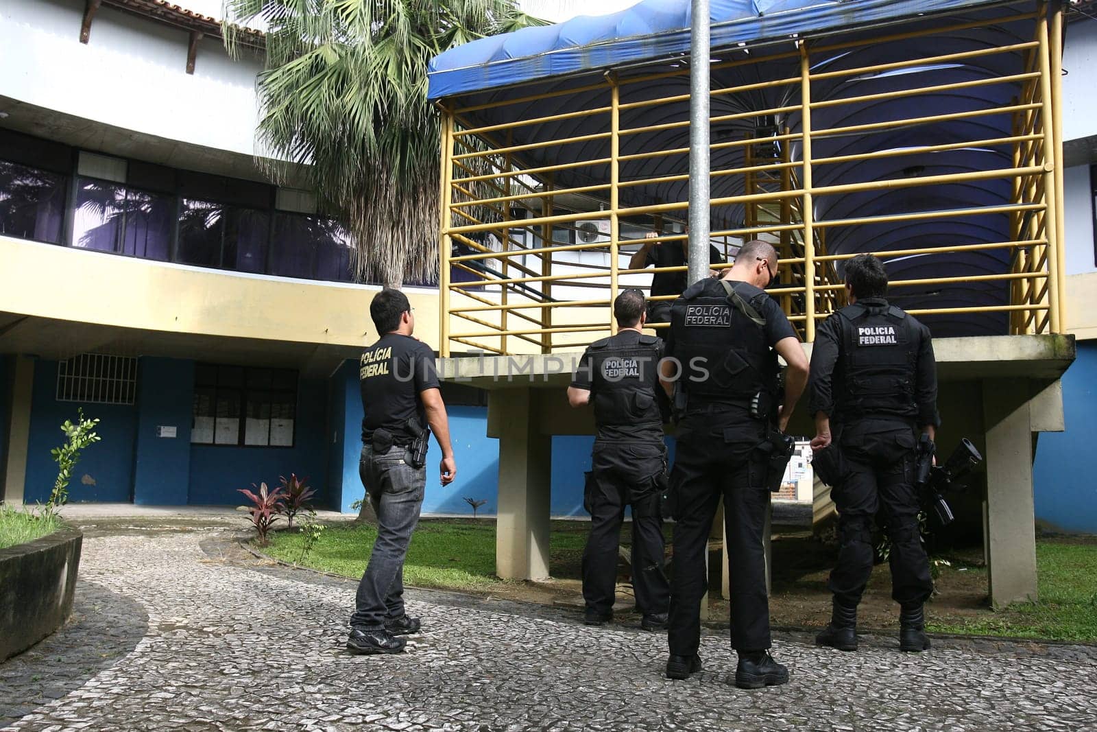 itabuna, bahia / brazil - december 13, 2011: Federal Police officers carry out search and arrest warrant at the City Council for investigation of misappropriation of funds in the city of Itabuna..