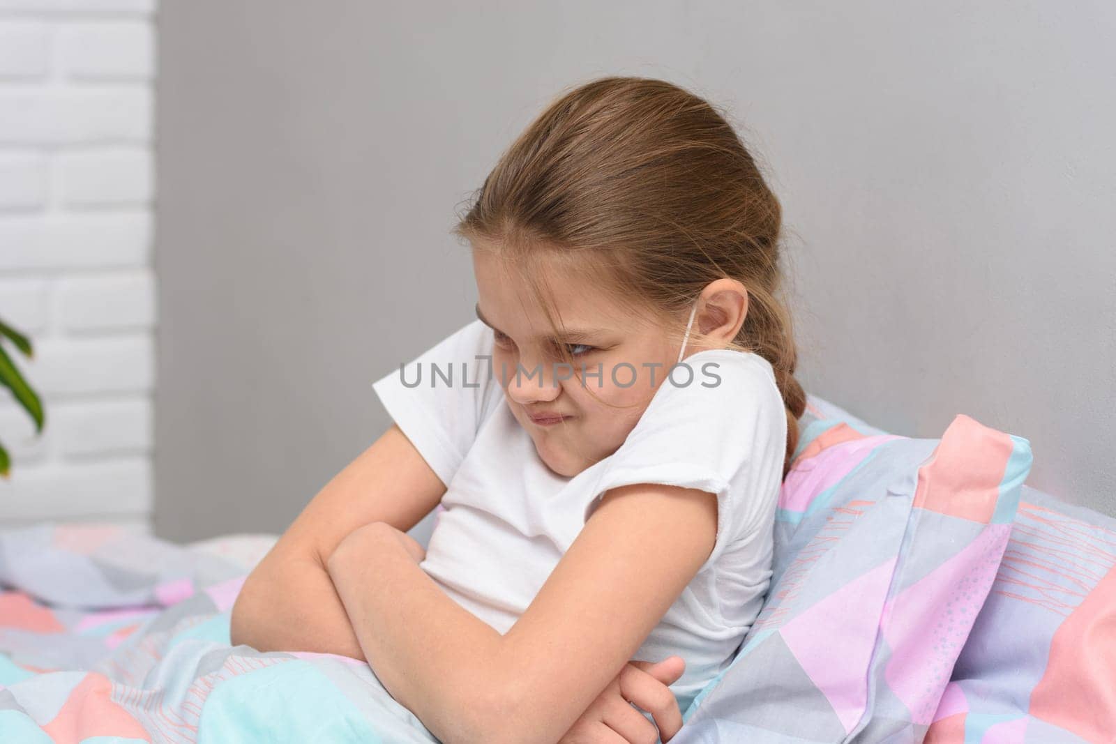 Teen girl ten years old does not want to go to bed
