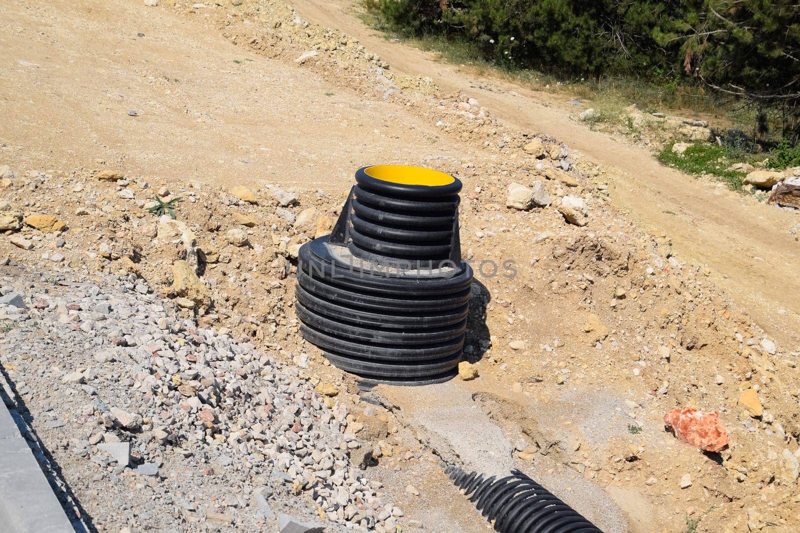 Construction of stormwater and sewerage at roads and highways. a Transportation sewer.