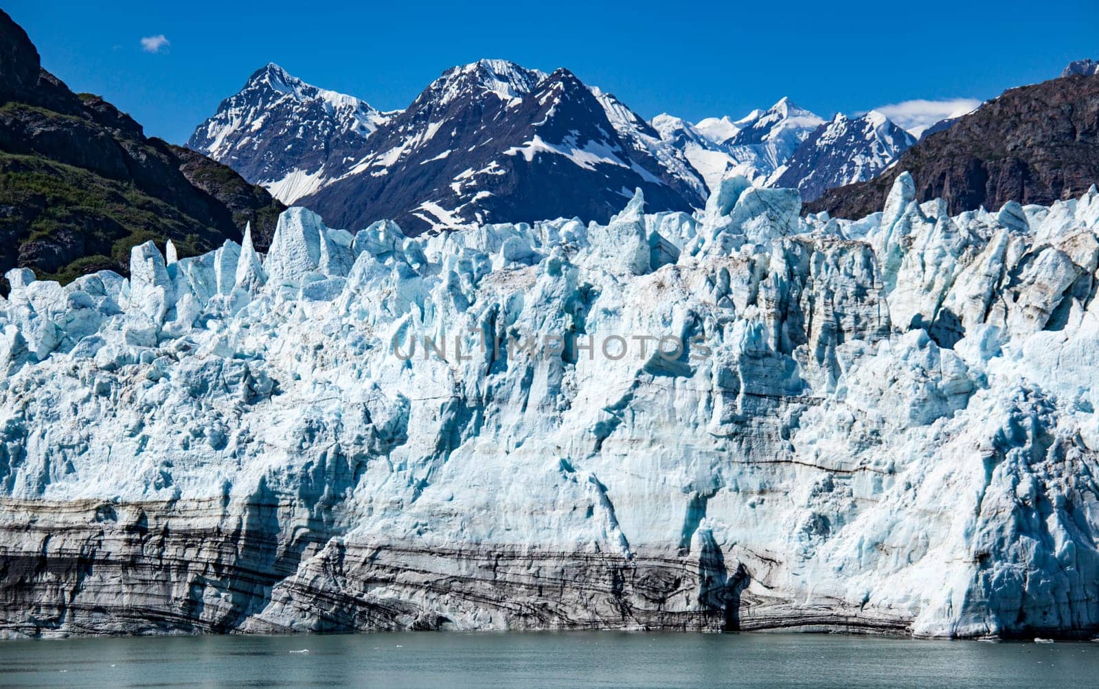 The Largest Remaining Glaciers Can Only Be Seen by Ship in Glacier Bay, Alaska