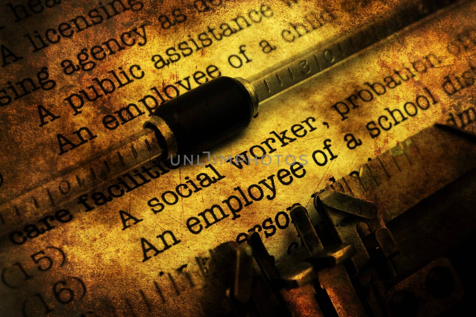 Report on vintage typewriter grunge concept