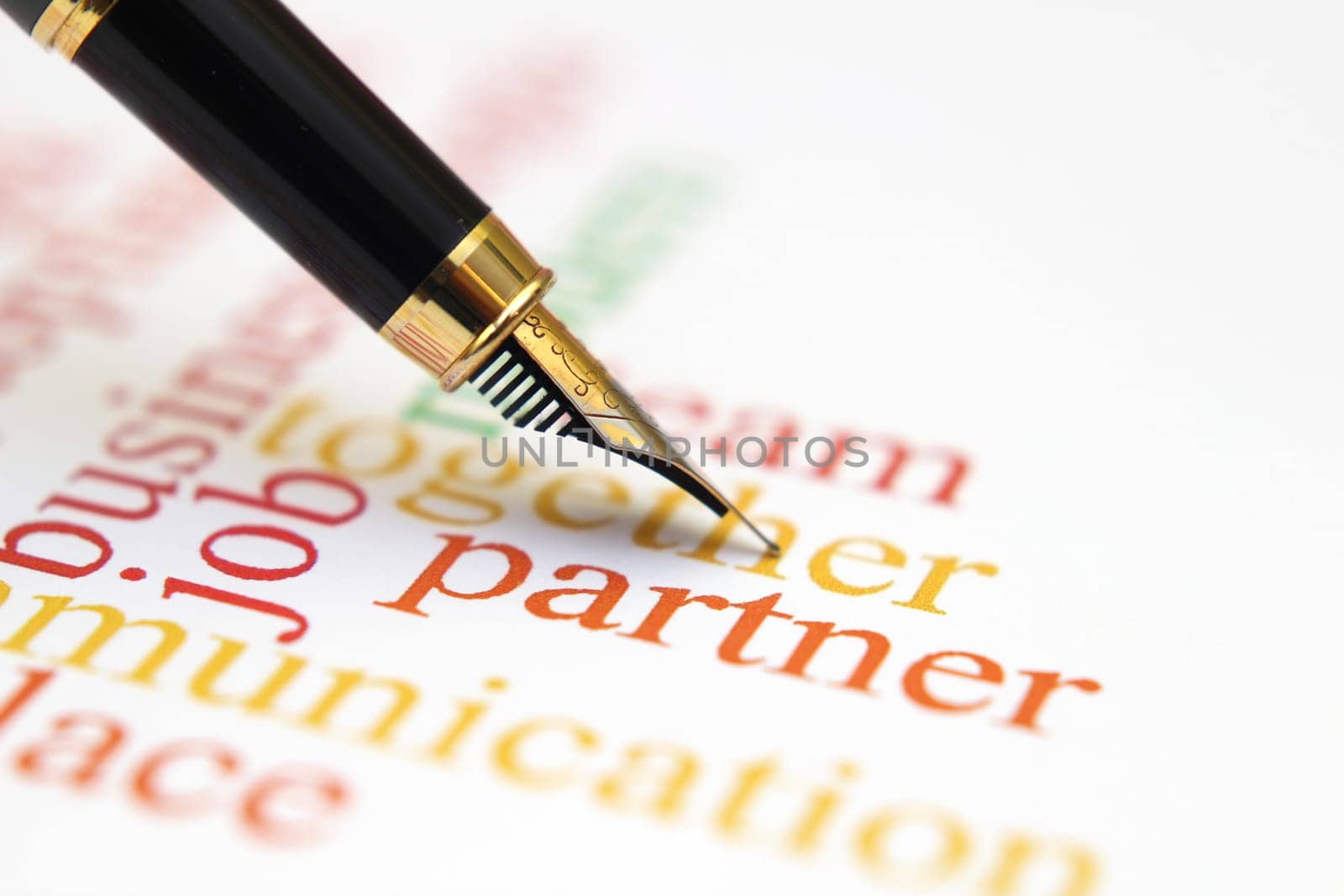 Fountain pen on partner
