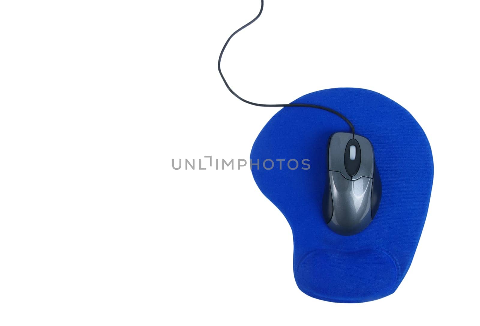 computer mouse on the rug with copy space
