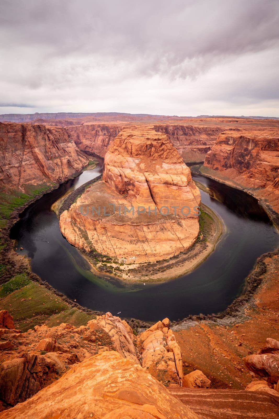 Wide angle view over Horseshoe Bend in Arizona - travel photography
