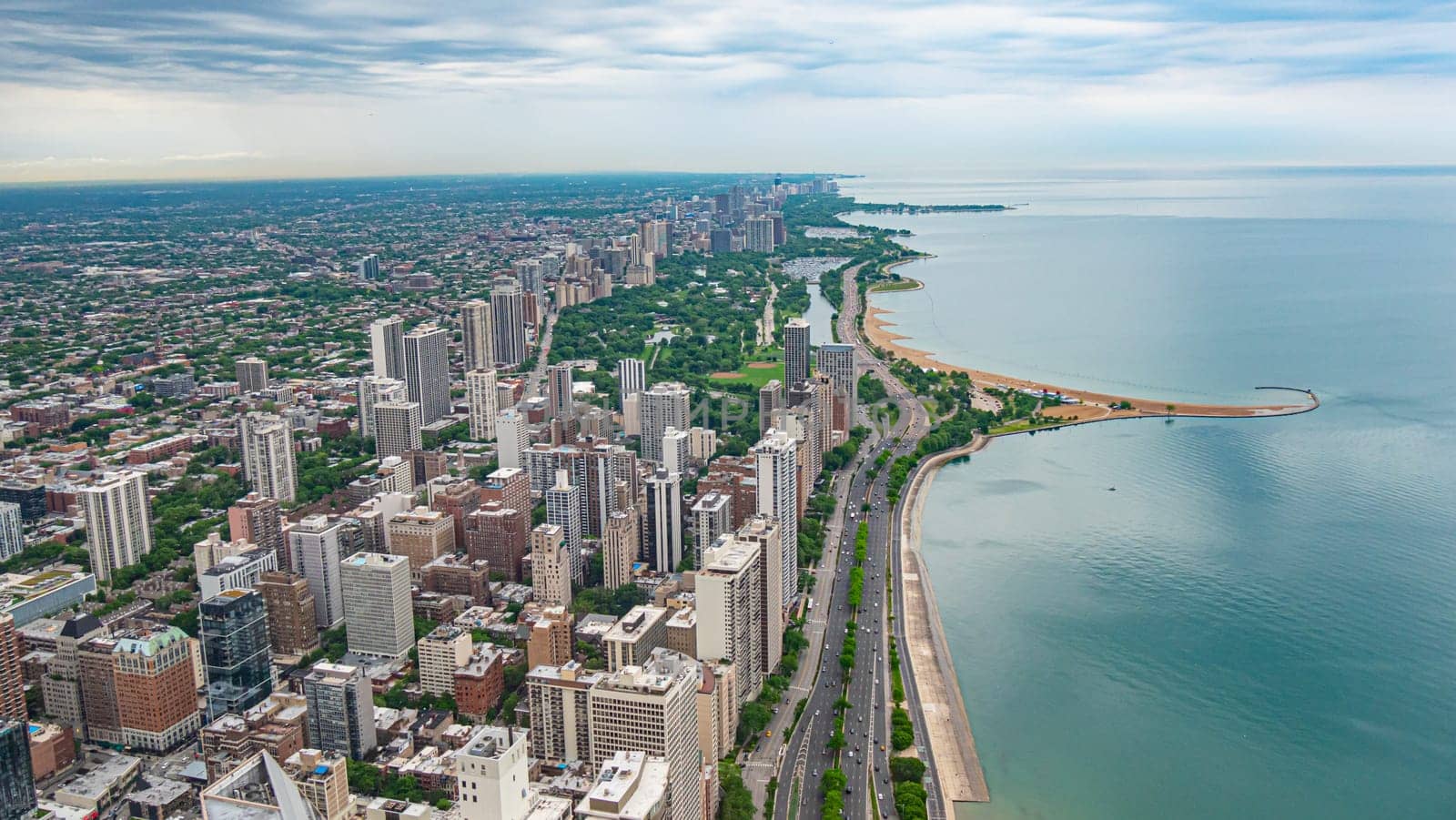 Chicago and Lake Michigan from above - CHICAGO, ILLINOIS - JUNE 11, 2019