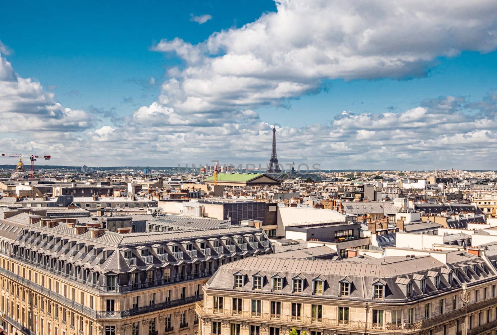 Aerial view over Paris with Eiffel Tower - Paris street photography