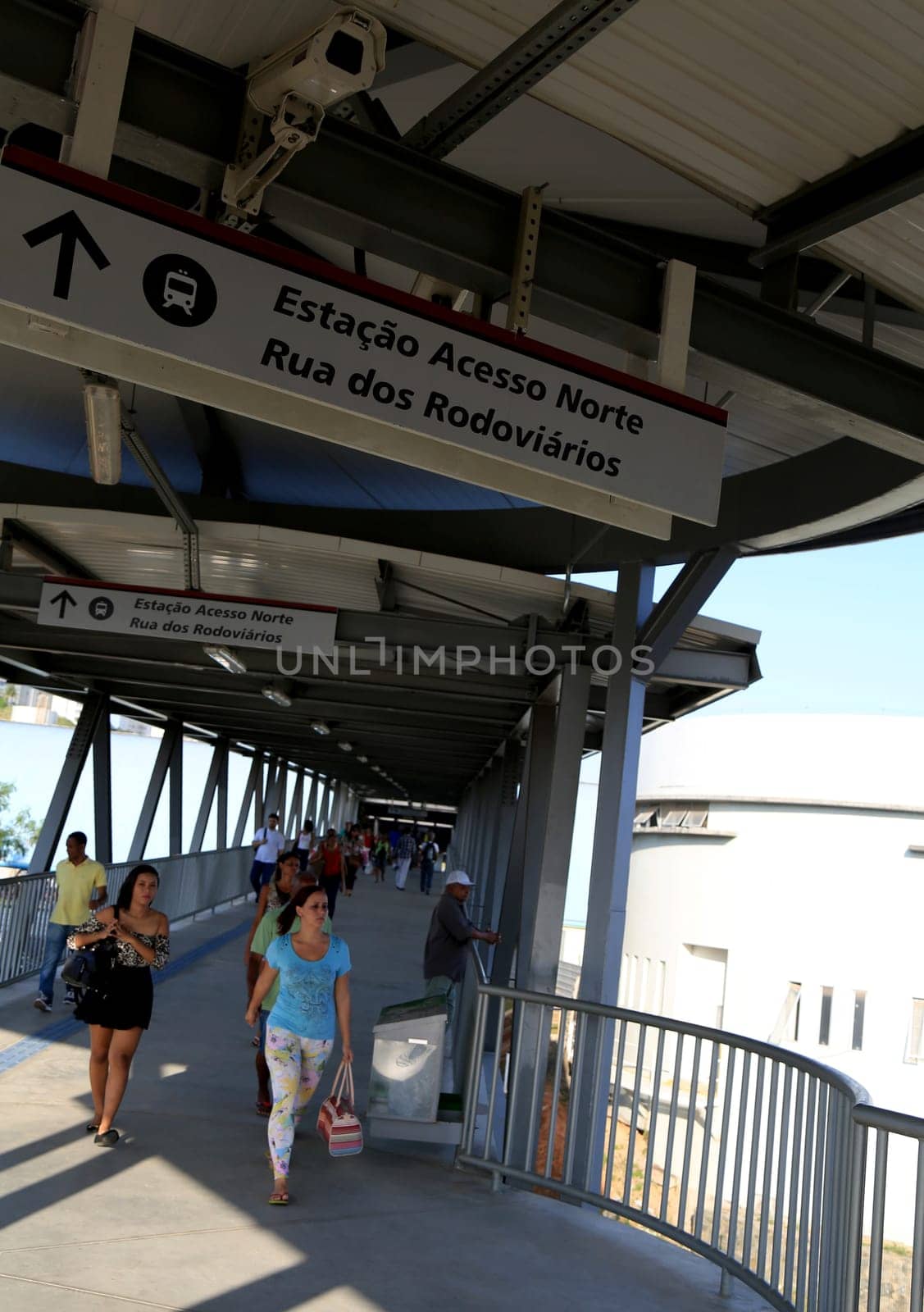 salvador, bahia / brazil - september 23, 2015: people are seen on the access walkway to the bus station next to the metro station in Rotula do Abacaxi in the city of Salvador.