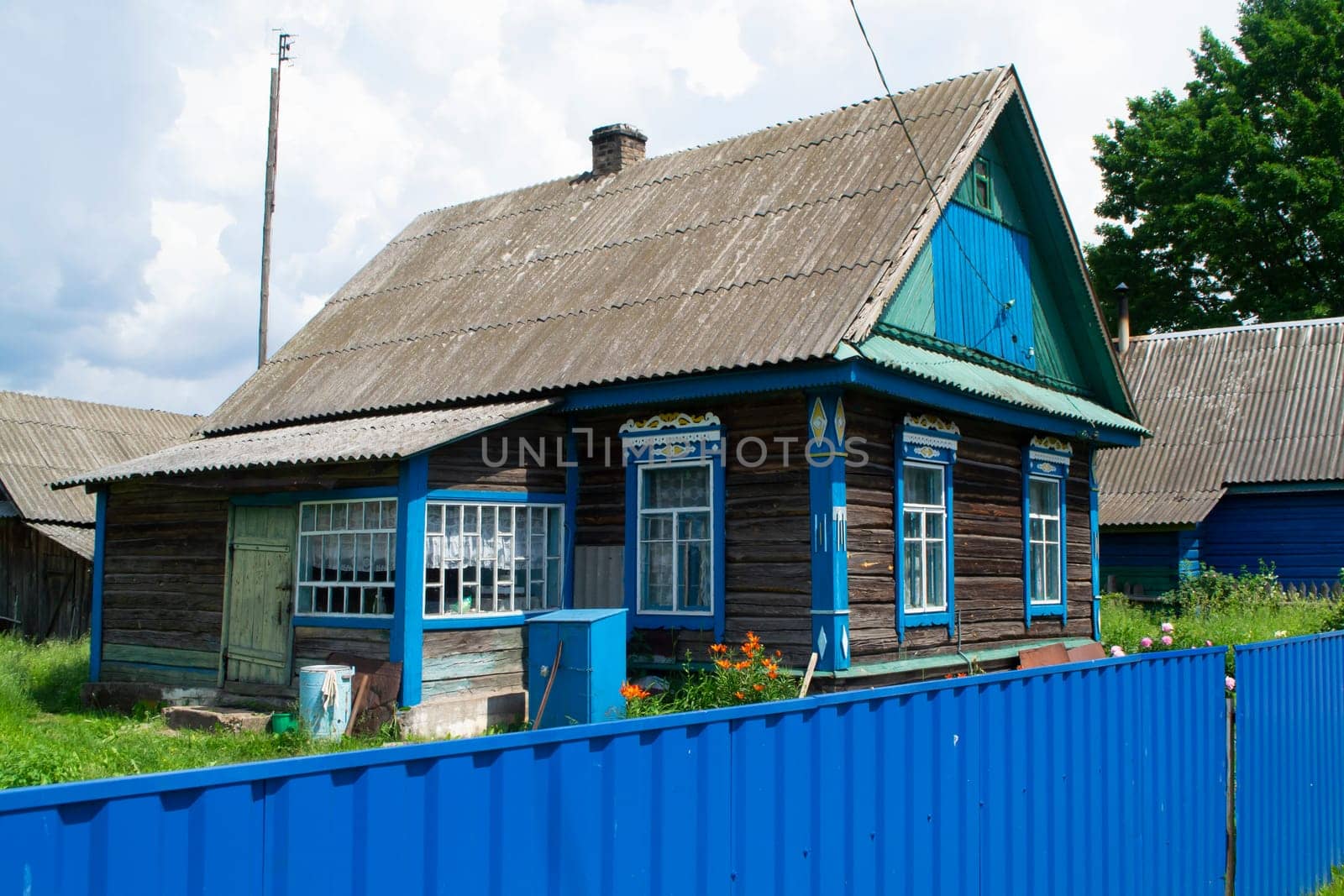 A typical folk village house in the countryside of Belarus