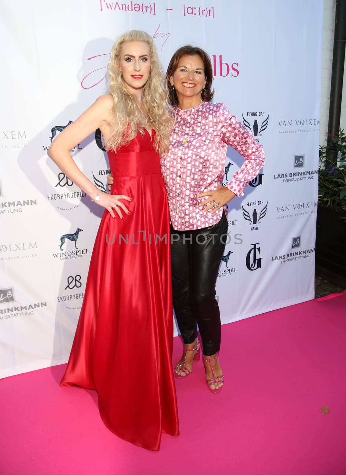 Juliane Golbs ,Claudia Obert, .during the  Golden Things meets Pink Carpet" pre-closing Finissage at Studio 28   Hamburg"