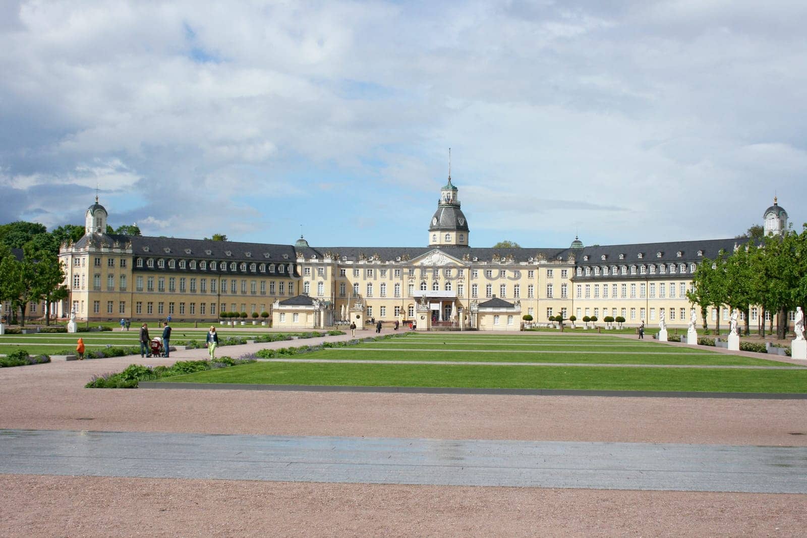 The Karlsruhe Palace seen from the town side