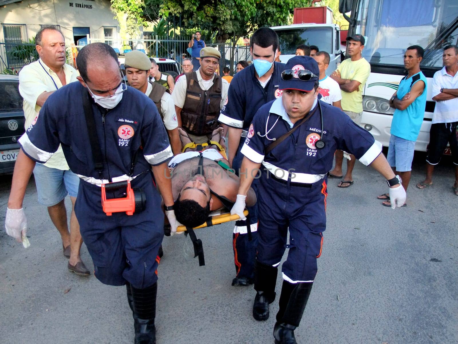 eunapolis, bahia / brazil - january 1, 2010: rescuers from Samu 192 are seen rescuing an injured person in the city of Eunapolis, in southern Bahia..