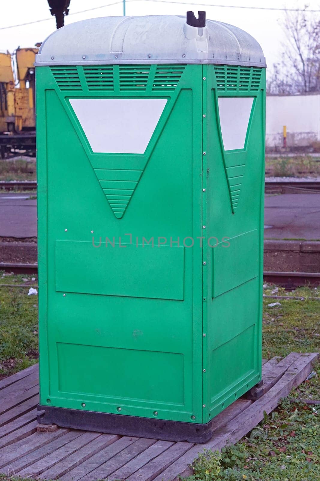 Temporary portable green toilet cabin