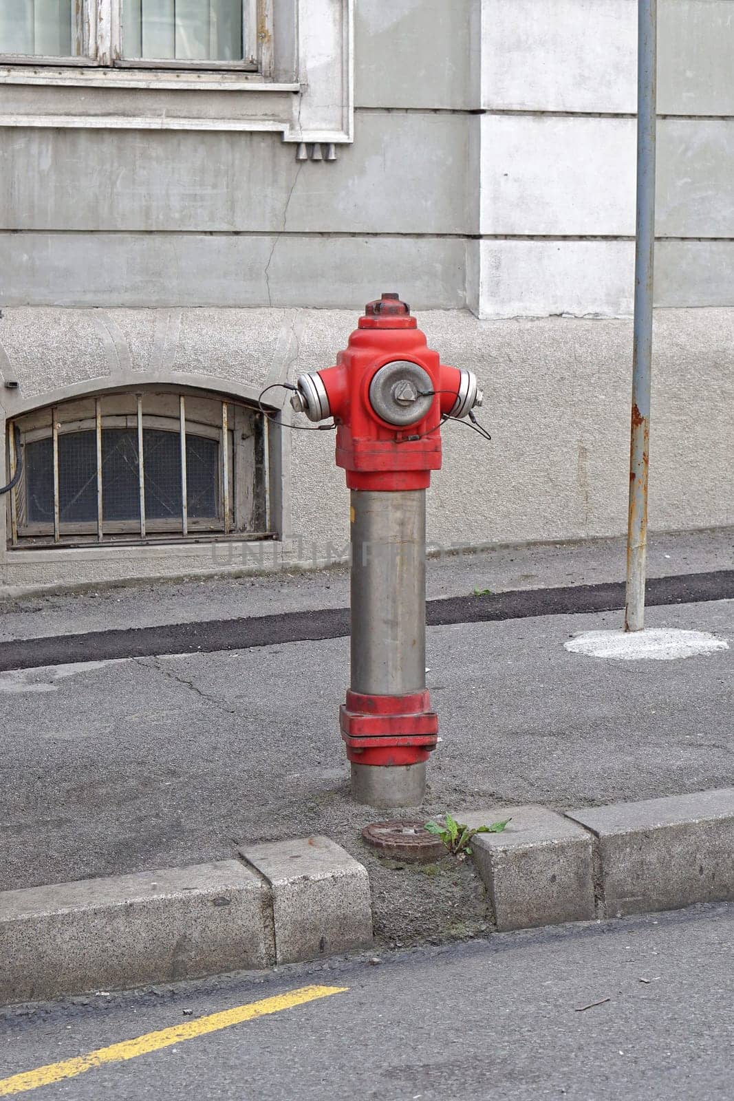 Water hydrant pipe at street