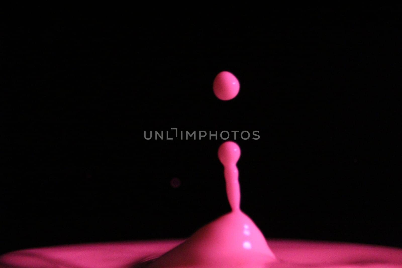 Color Liquid Droplets splashing fluids incredible beautiful abstract Oddities
