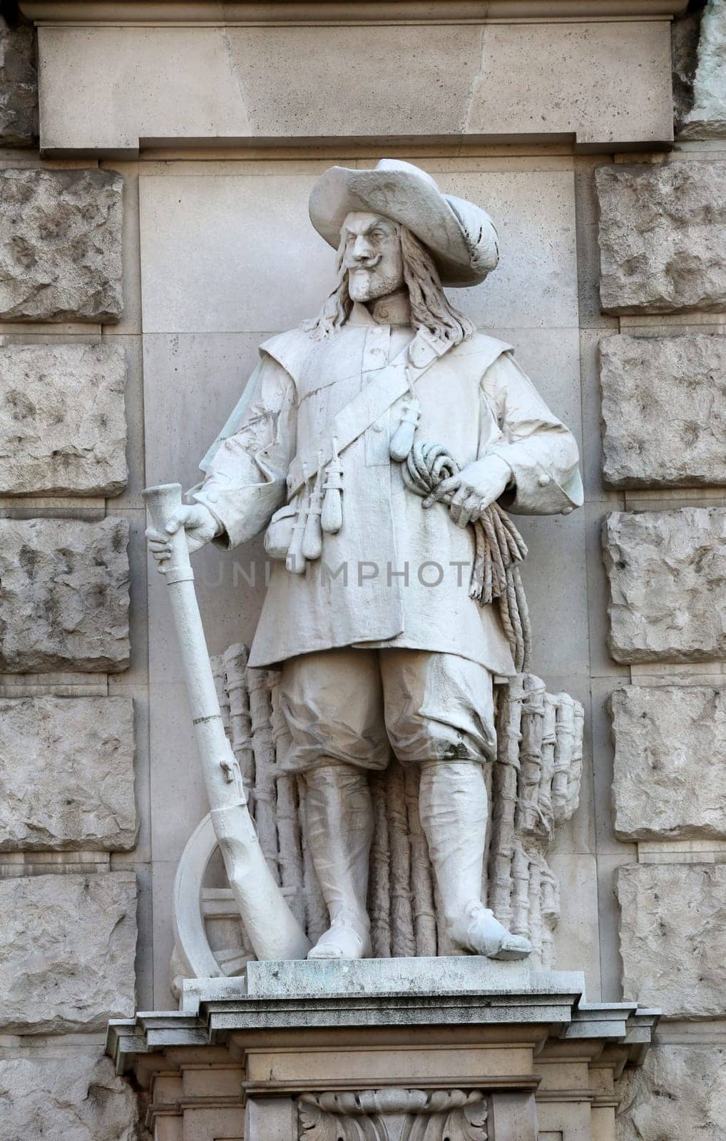 Franz Koch: Soldier of Wallenstein, on the facade of the Neuen Burg on Heldenplatz in Vienna, Austria