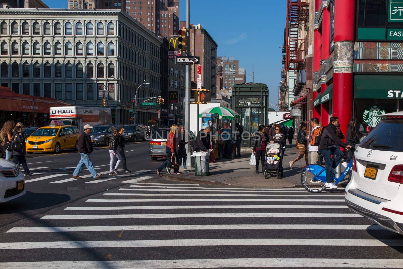 New York, NY - November 29, 2016: people walking in the streets of New York. USA