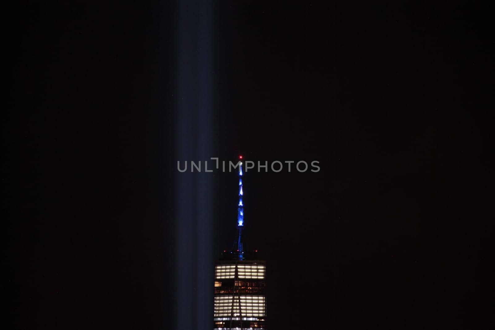 The lights from the tower to the sky