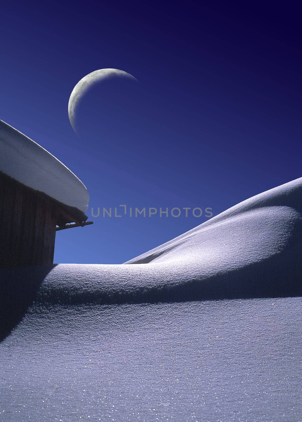 Abnehmender Mond, Winterimpression, Landschaft