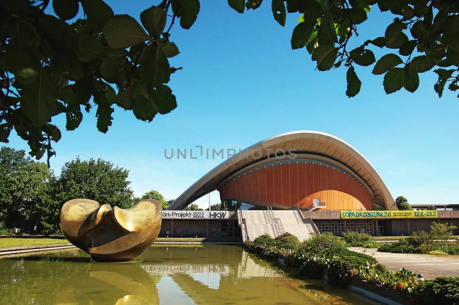 Haus der Kulturen der Welt Berlin Deutschland / House of the cultures of the world Berlin Germany