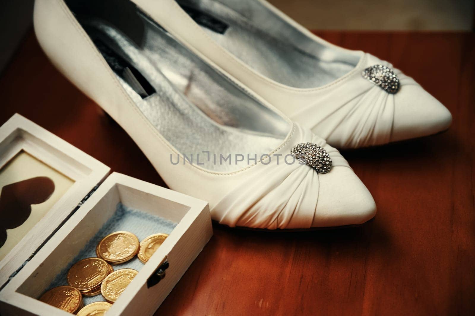 a elements, and fashion accessories and weddings fashion decoration