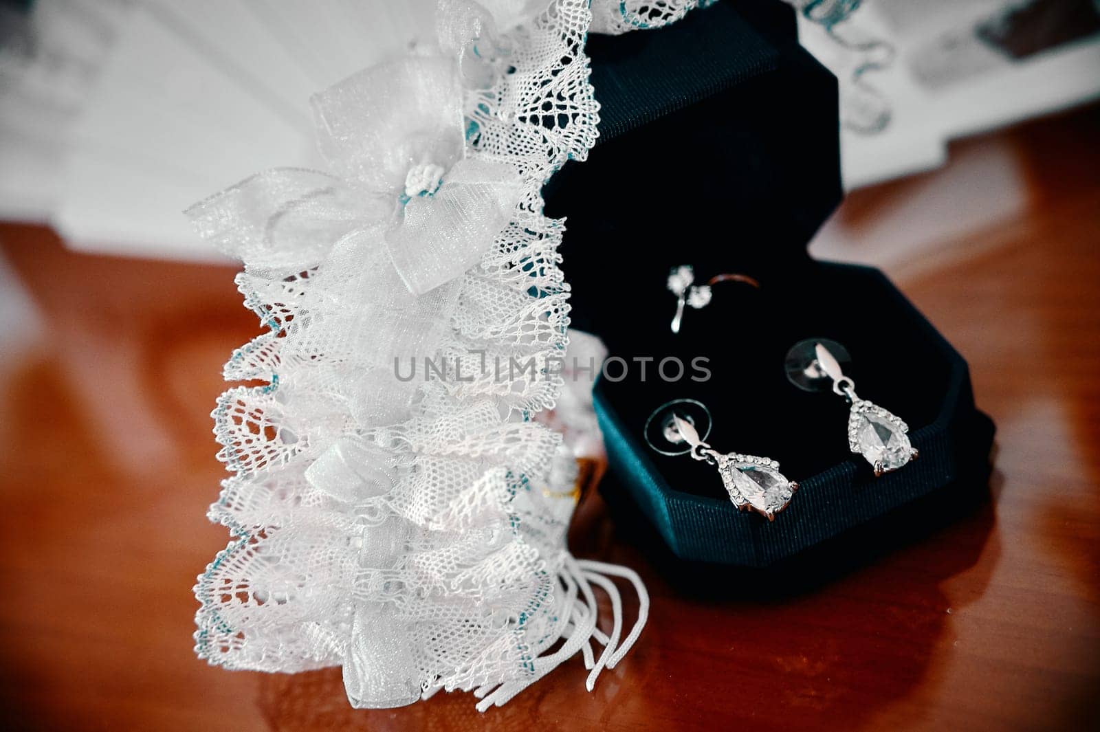 a elements, and fashion accessories and weddings fashion decoration