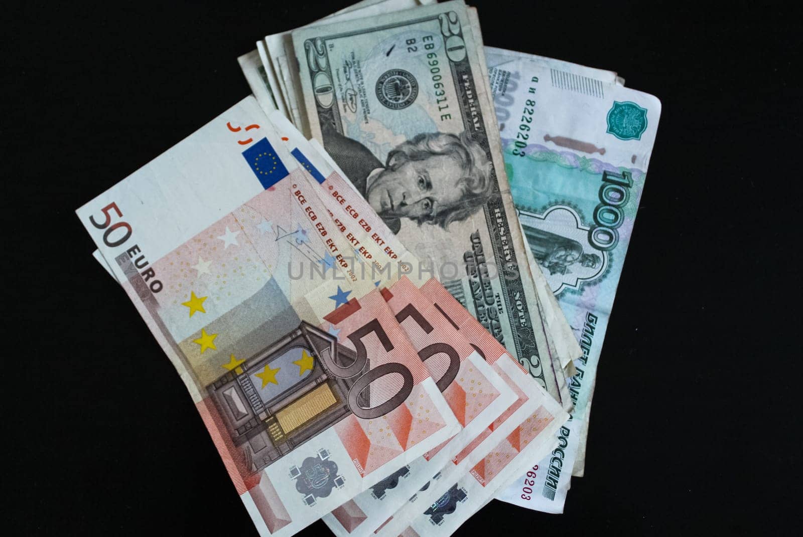 A mixture of different currencies, rubles, dollars and euros.