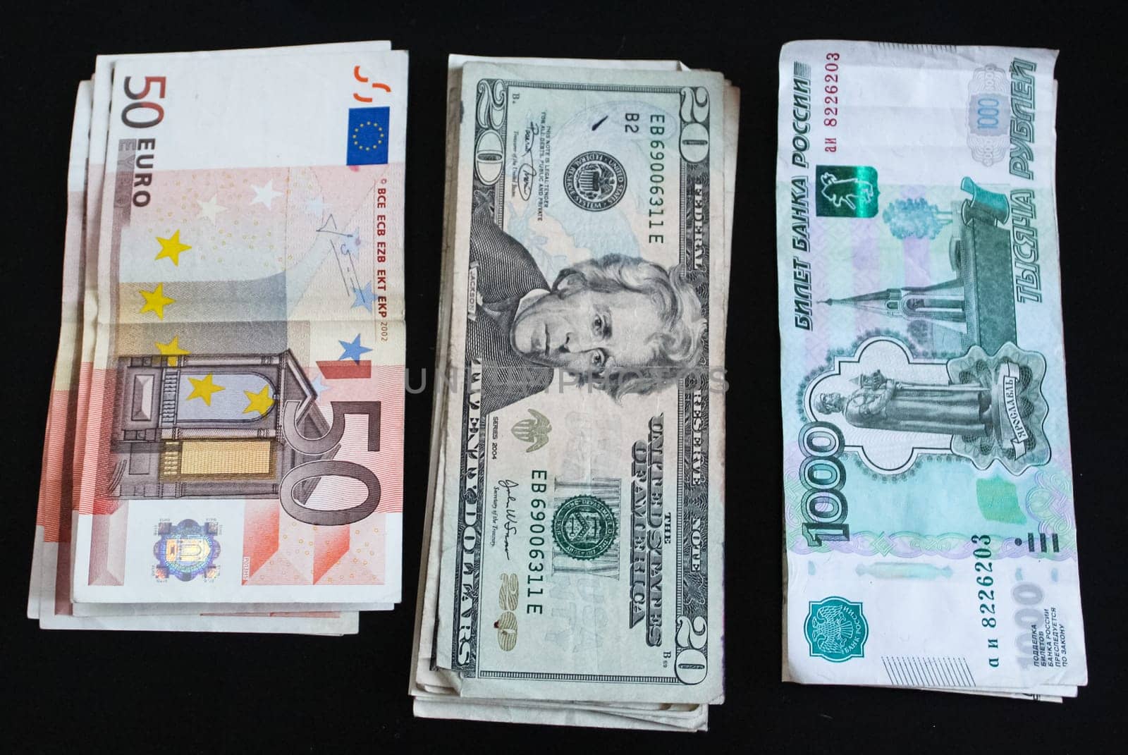 A mixture of different currencies, rubles, dollars and euros.