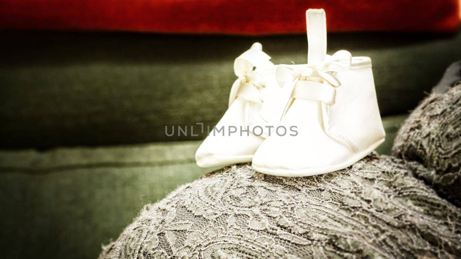 I'm Waiting for a brother -My First Shoes