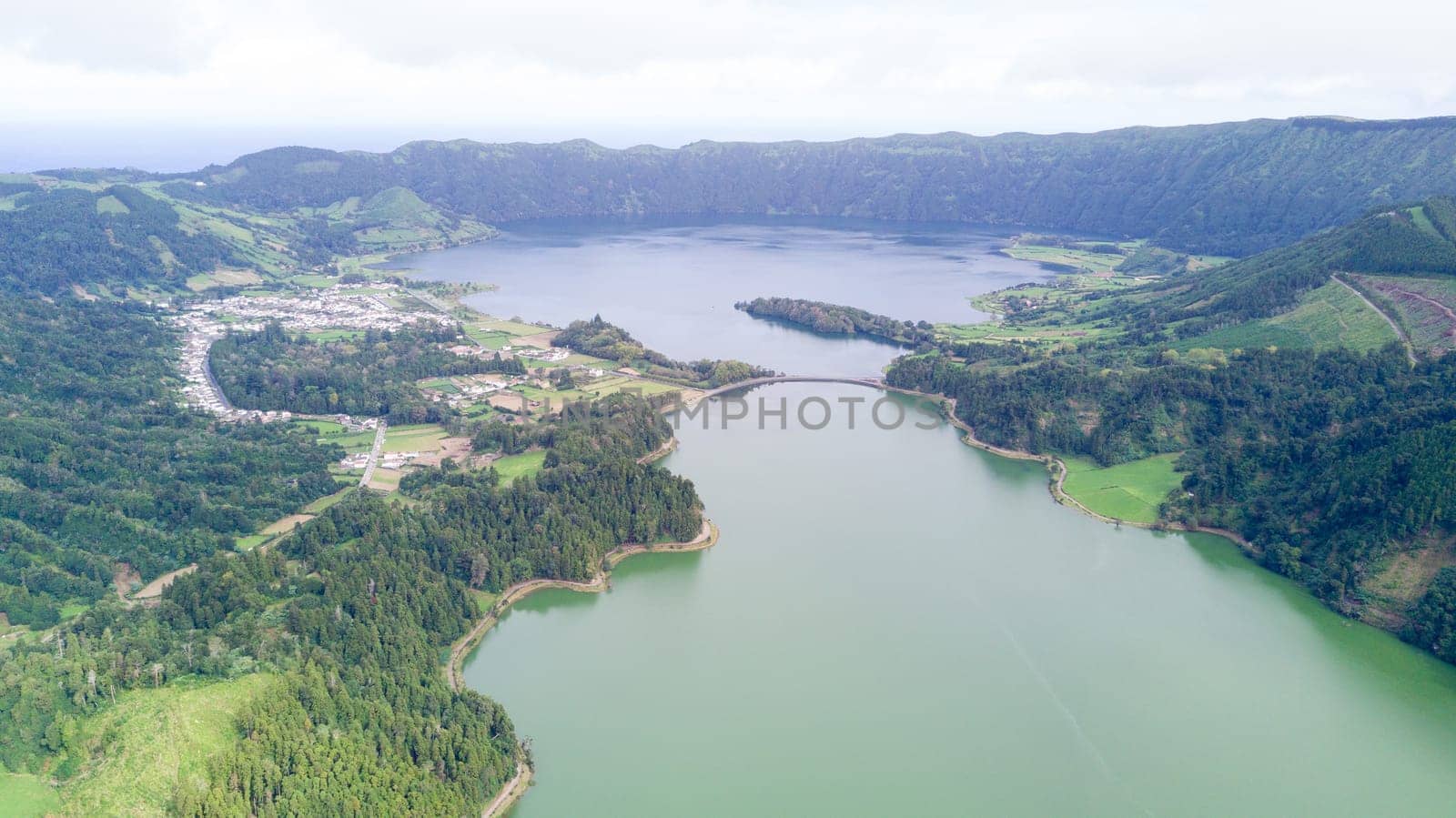 The astonishing Lagoon of the Seven Cities (Lagoa das 7 cidades) - Azores - Portugal