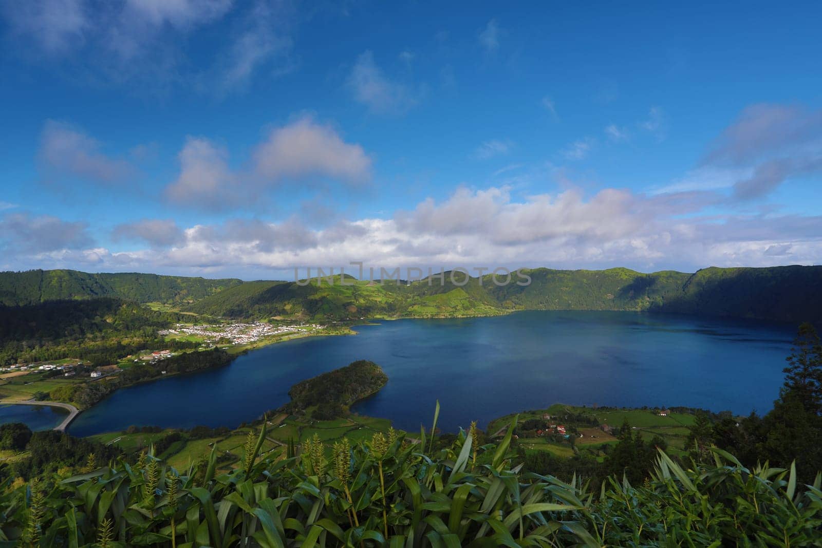 The astonishing Lagoon of the Seven Cities (Lagoa das 7 cidades) - Azores - Portugal