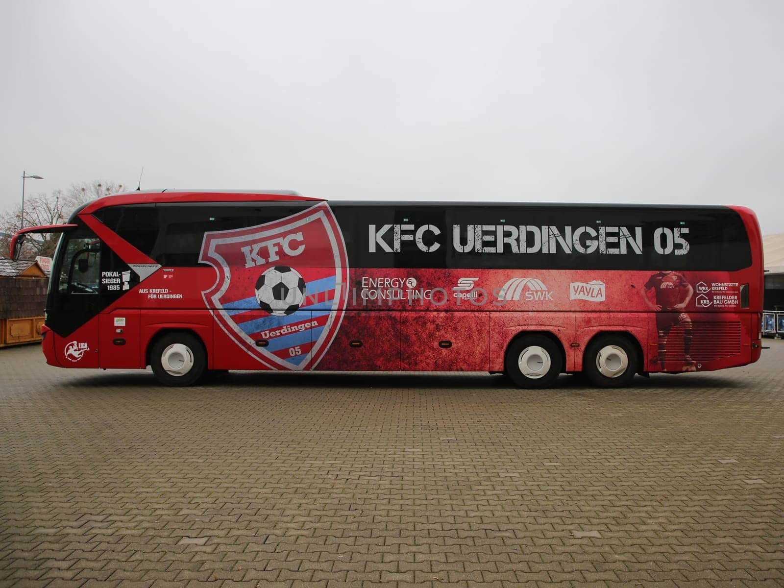 Mannschaftsbus KFC Uerdingen 05  DFB 3.Liga Saison 2020-21