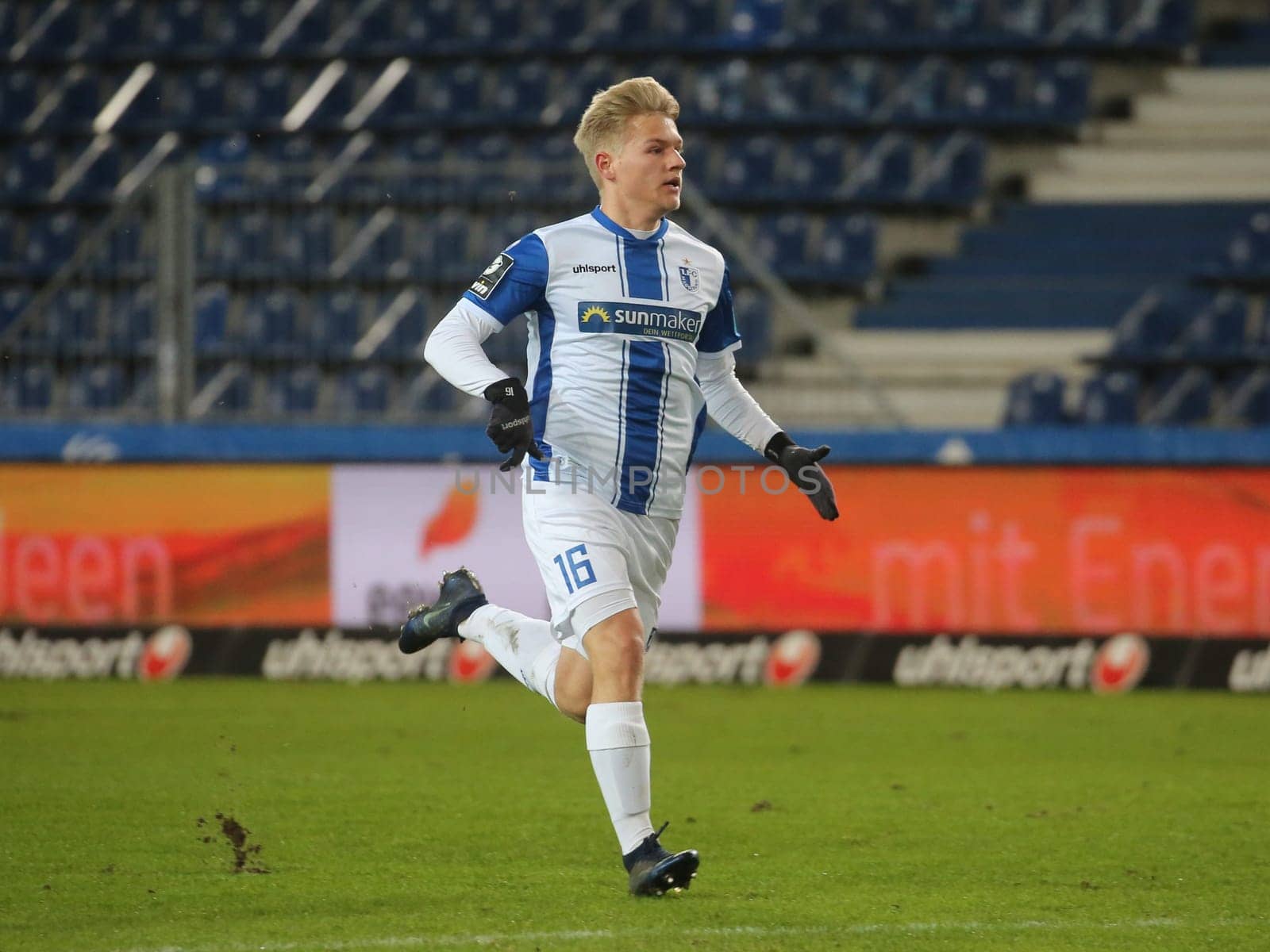deutscher Fußballer Andreas Müller 1.FC Magdeburg DFB 3.Liga Saison 2020-21