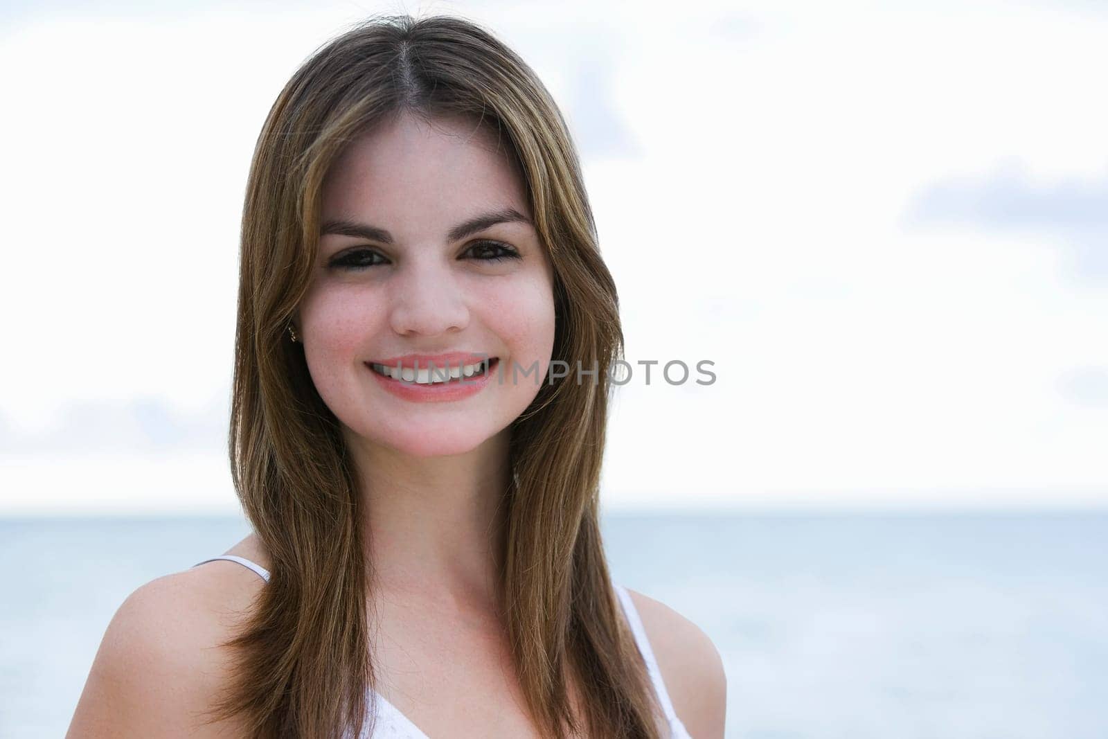 Portrait of a young woman smiling