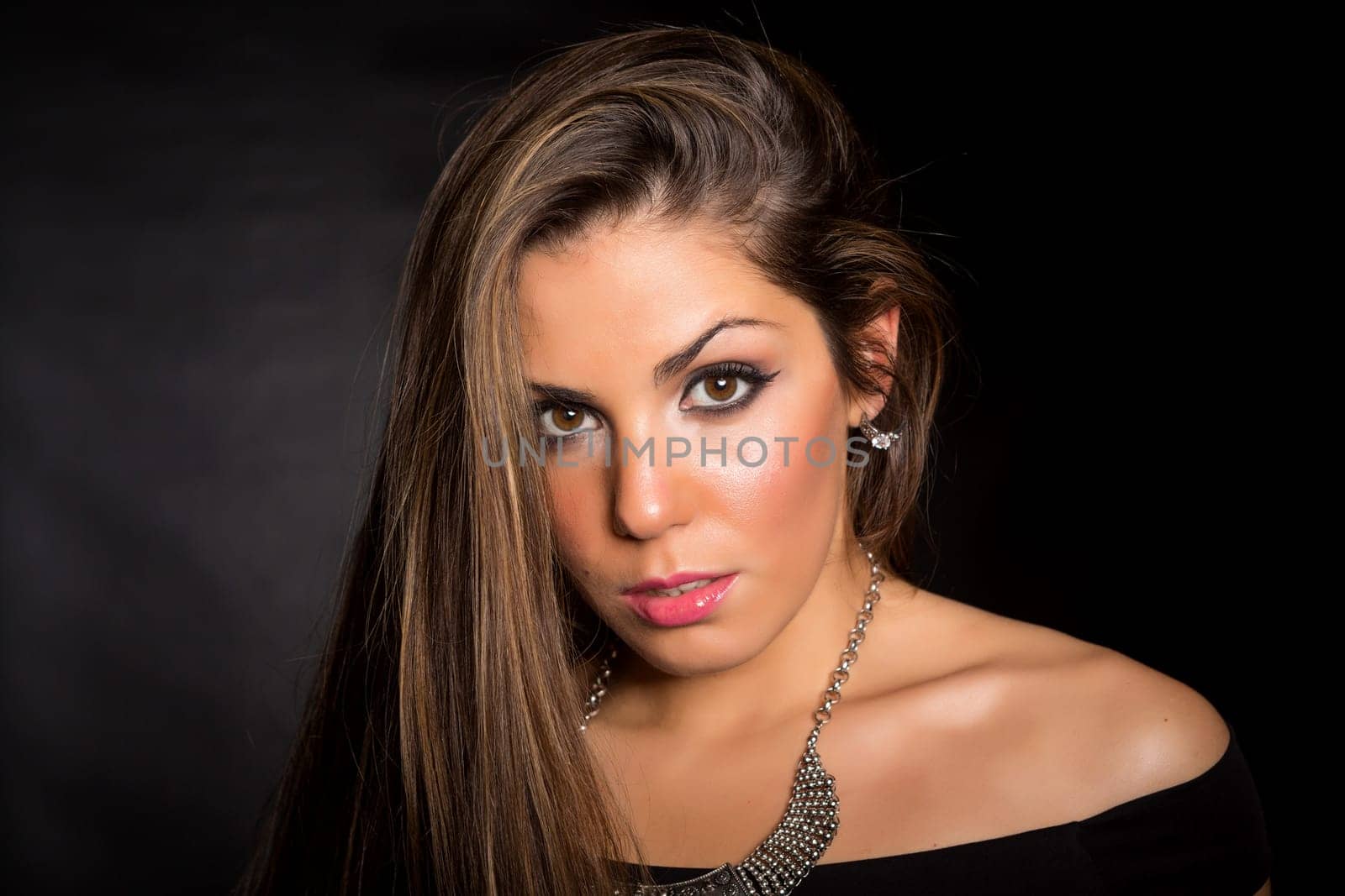 Beautiful Brunette Girl with healthy long hair