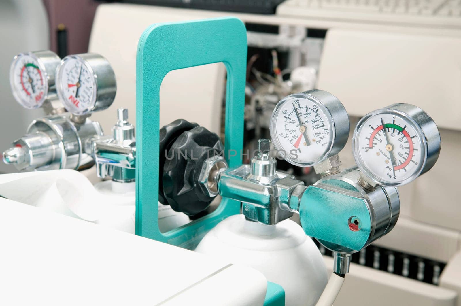 Close_up of a medical testing equipment in a laboratory
