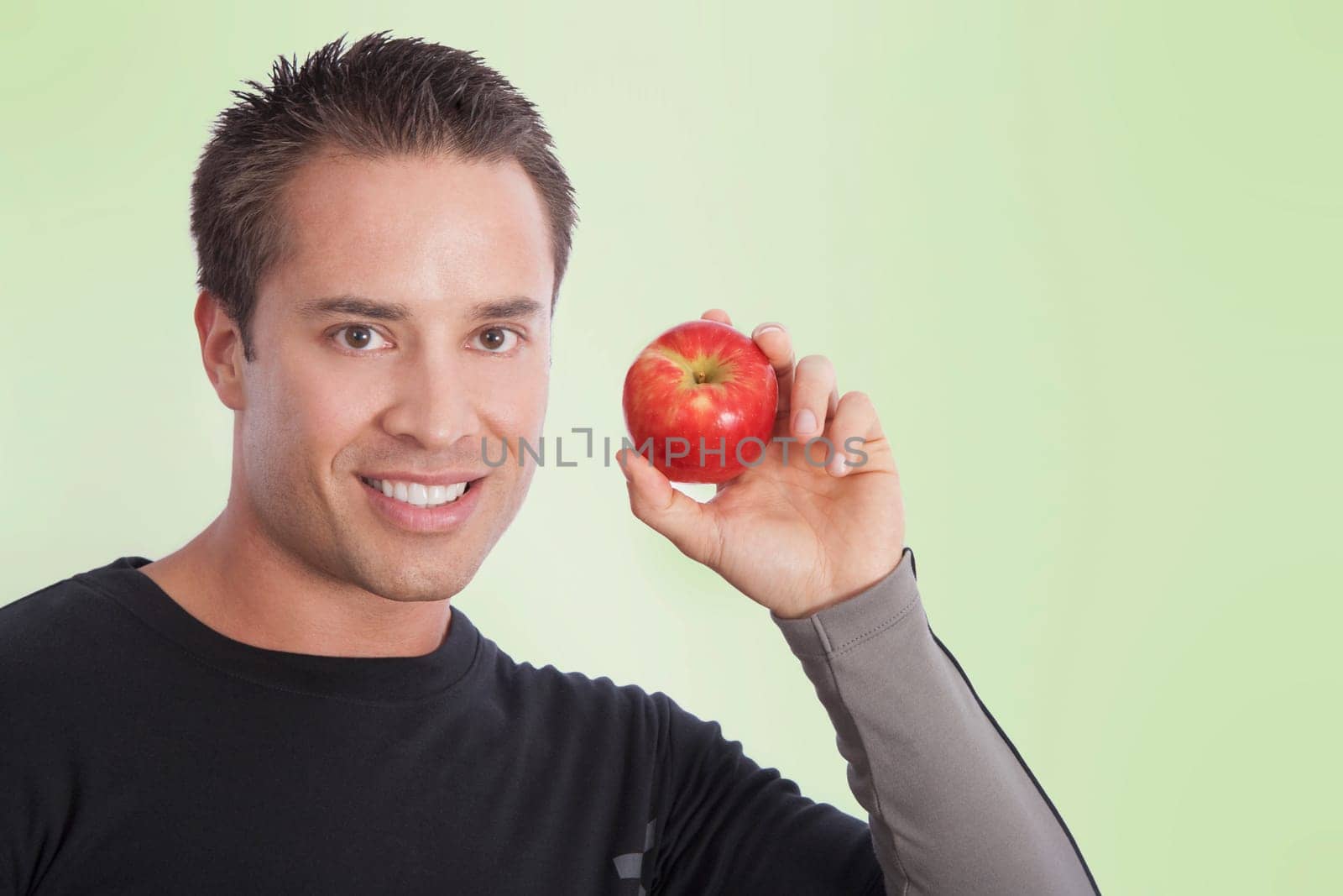 Man holding an apple