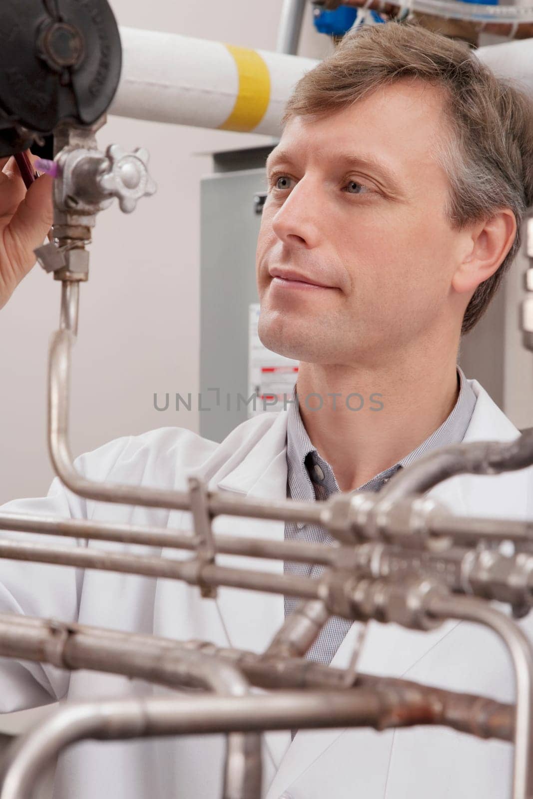 Doctor researching in a laboratory