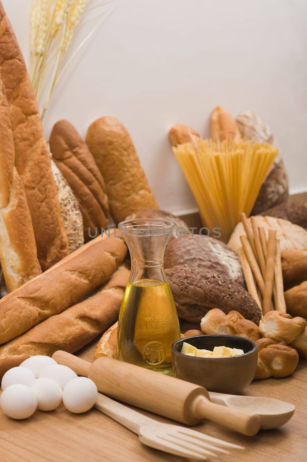 Close_up of pasta and breads with eggs