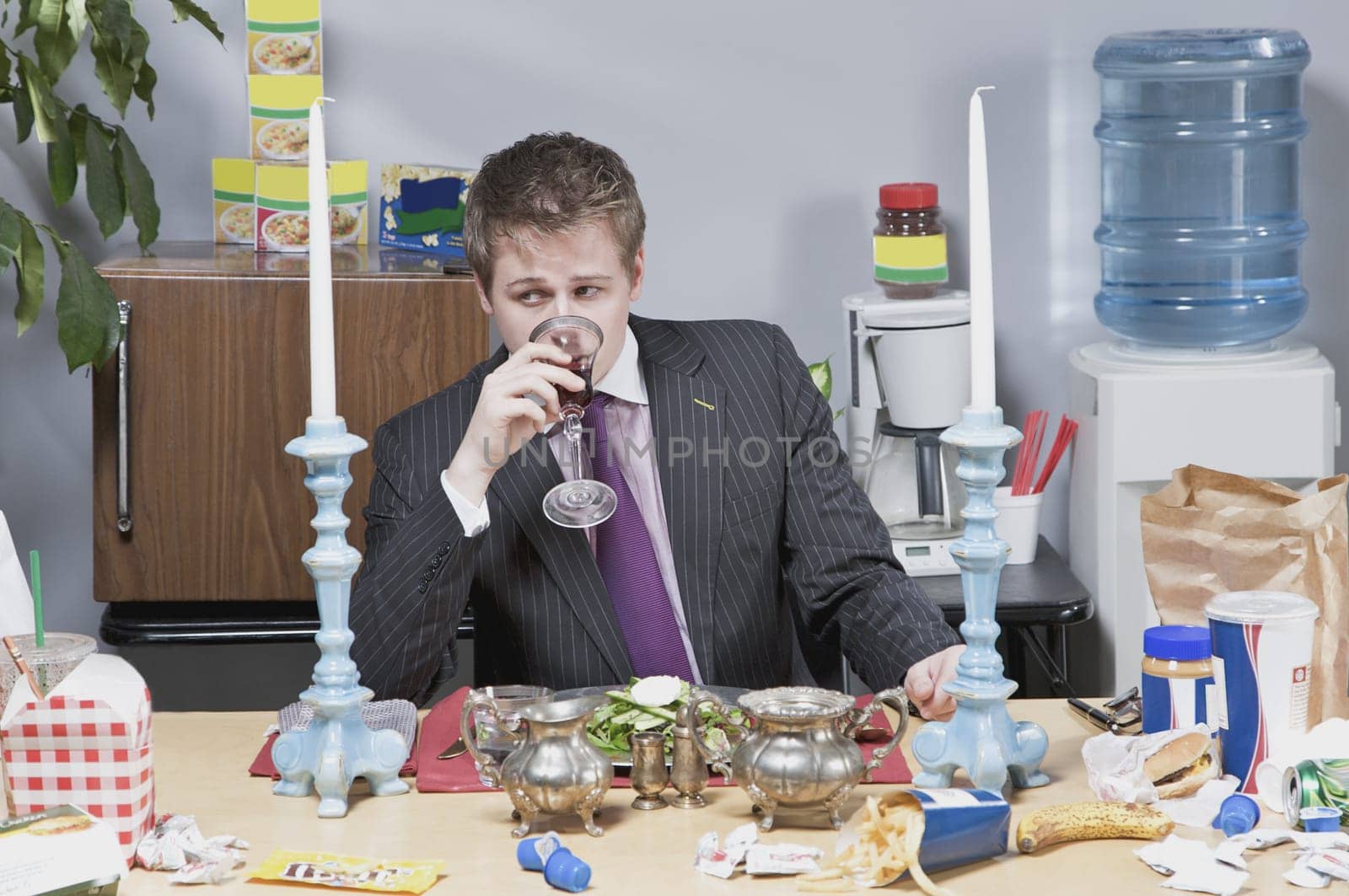 Businessman having lunch in the office