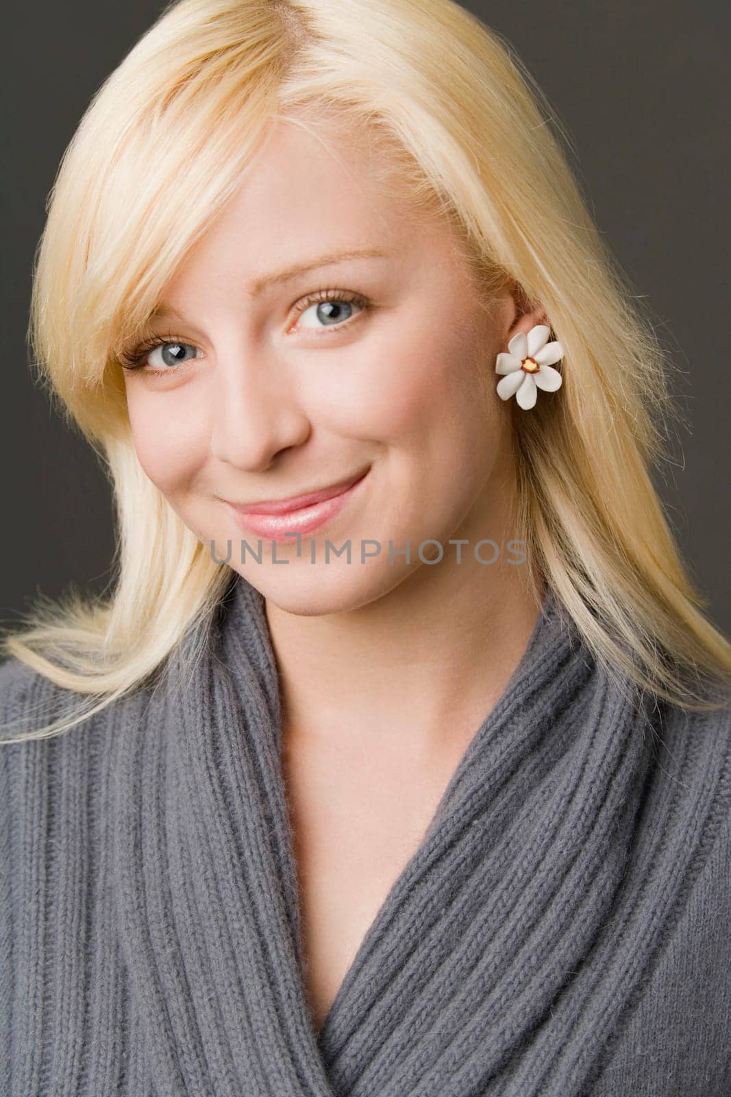 Portrait of a young woman smiling
