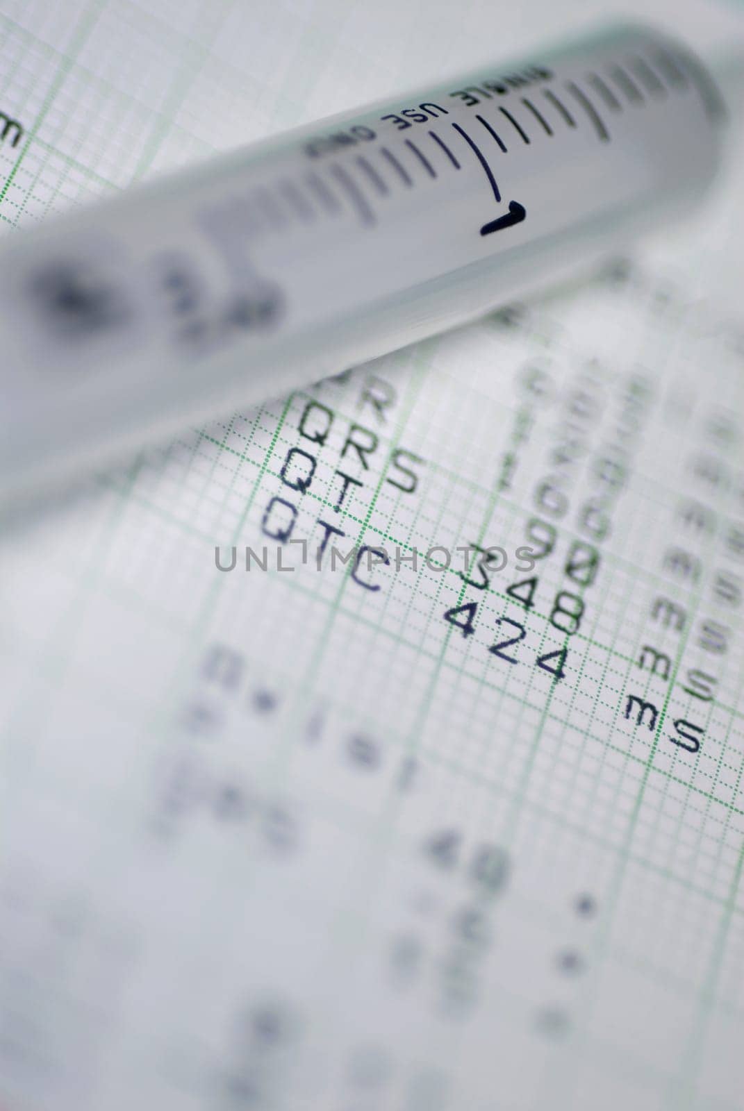 Close_up of a syringe