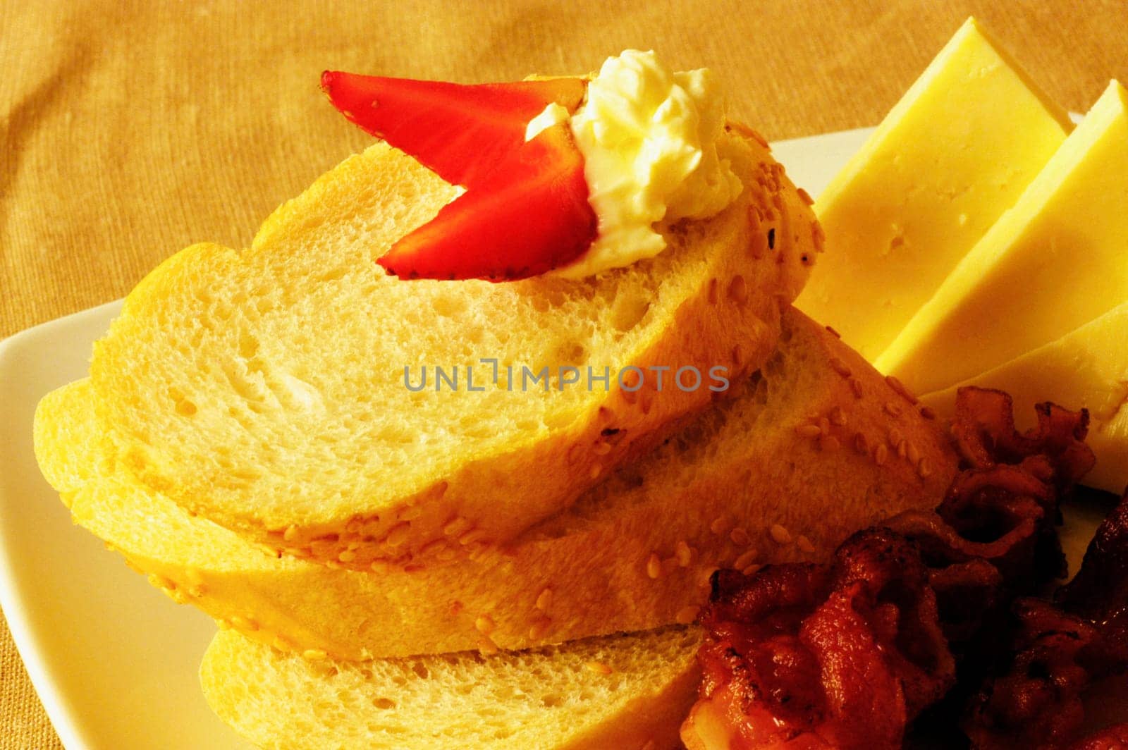 Close-up of bread with cheese on a tray