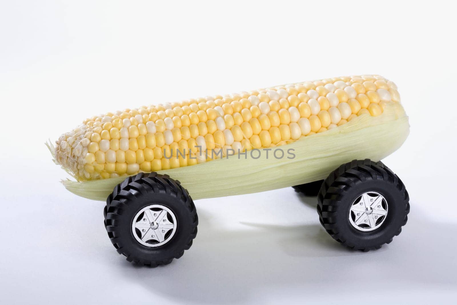 Close_up of a sweet corn car
