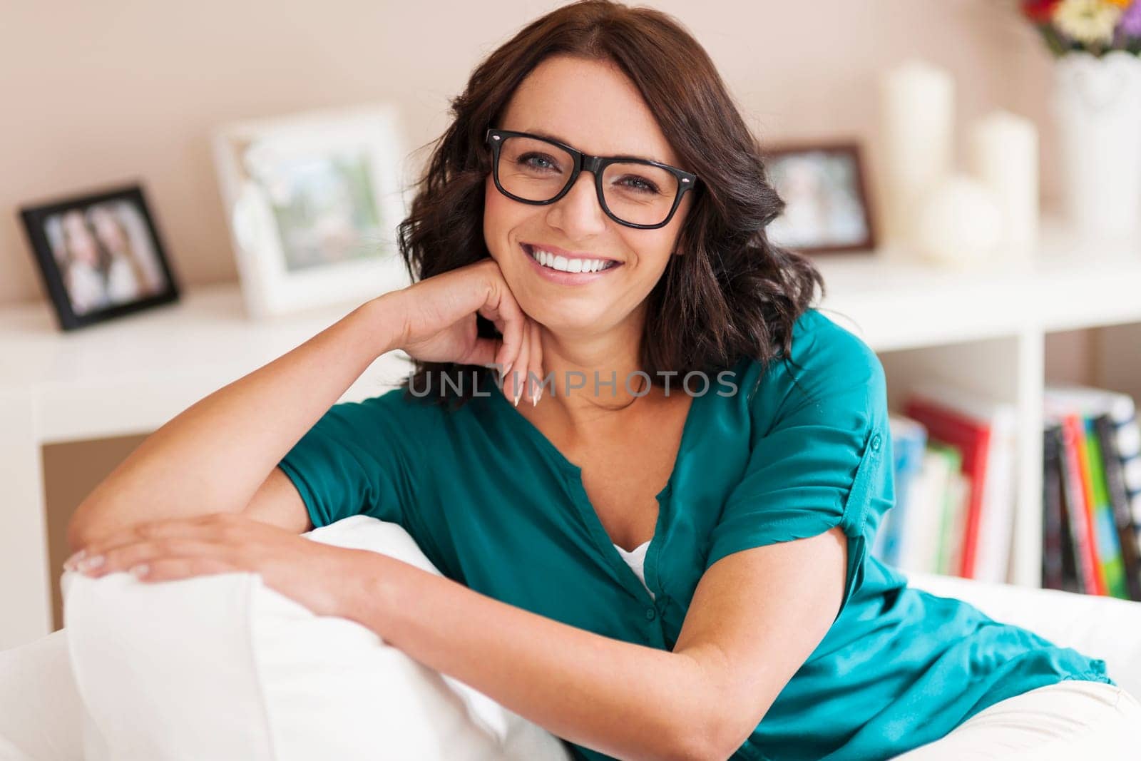 She like wearing fashion glasses