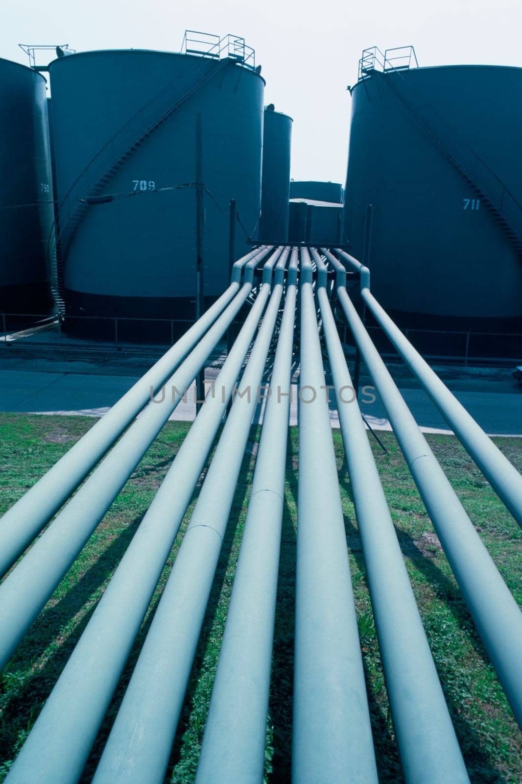 Oil storage tanks, New Orleans