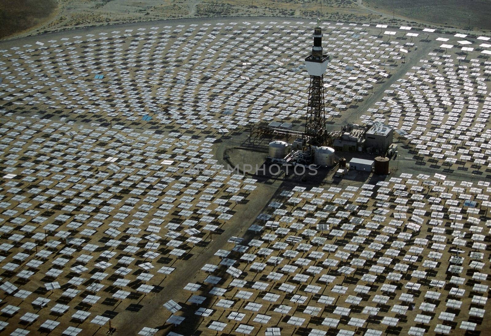 Field of solar-power 10 megawatt heliostat mirrors, Daggett, California